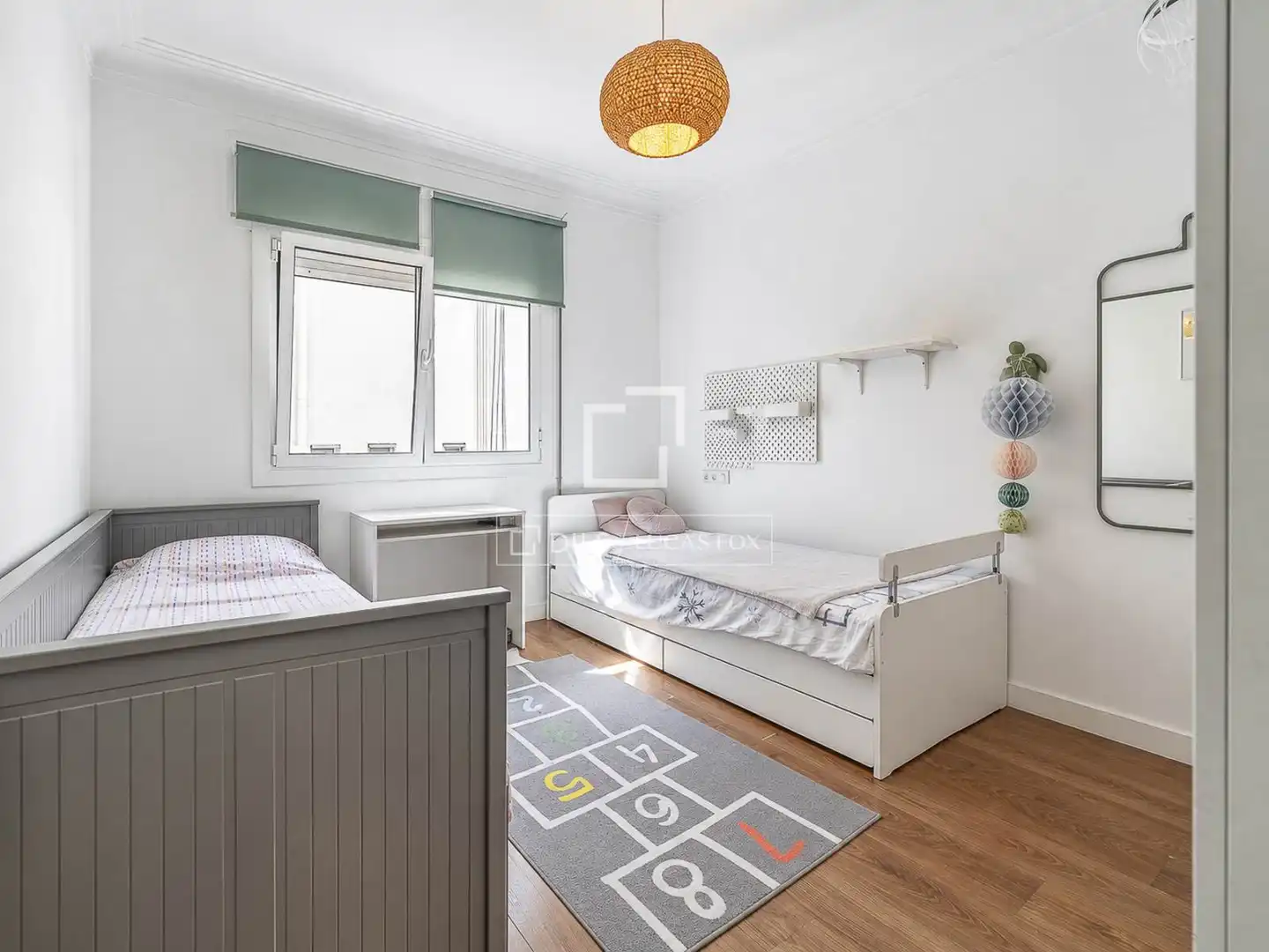Bedroom of Attic for sale in Barcelona  with Air Conditioner, Heating and Terrace