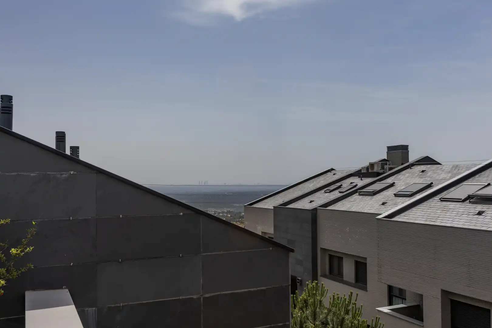 Vista exterior de Àtic en venda en Torrelodones amb Aire condicionat, Calefacció i Terrassa