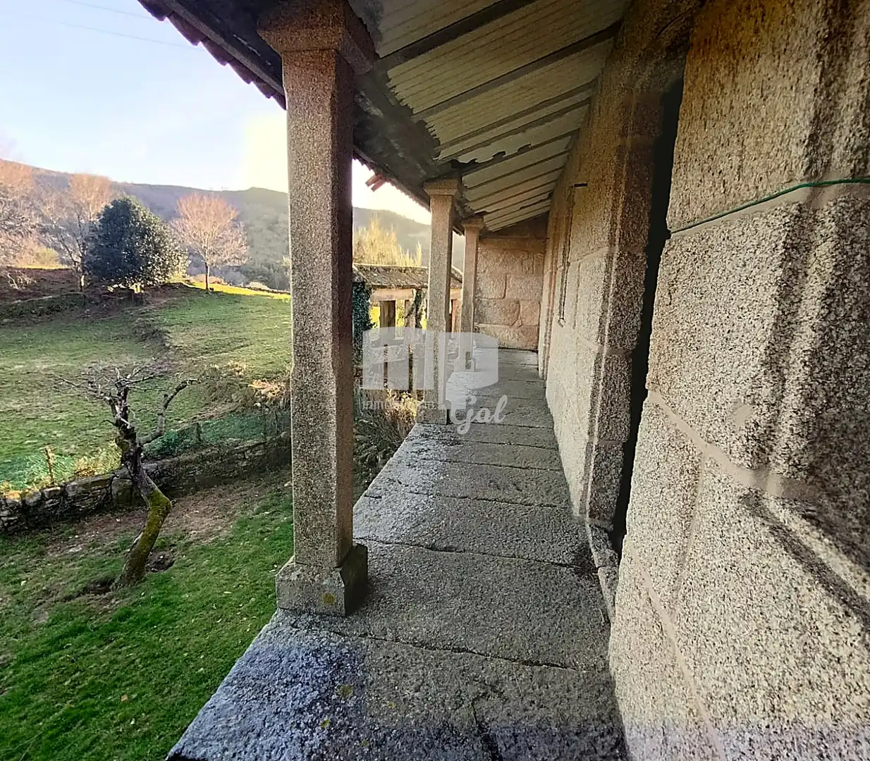 Casa rústica amb jardí en venda a Estrada de Fornelos, imagen 3