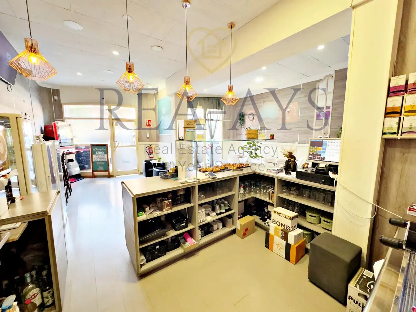 Commercial properties for sale in Cornellà de Llobregat  with Air Conditioner, Furnished and Internet