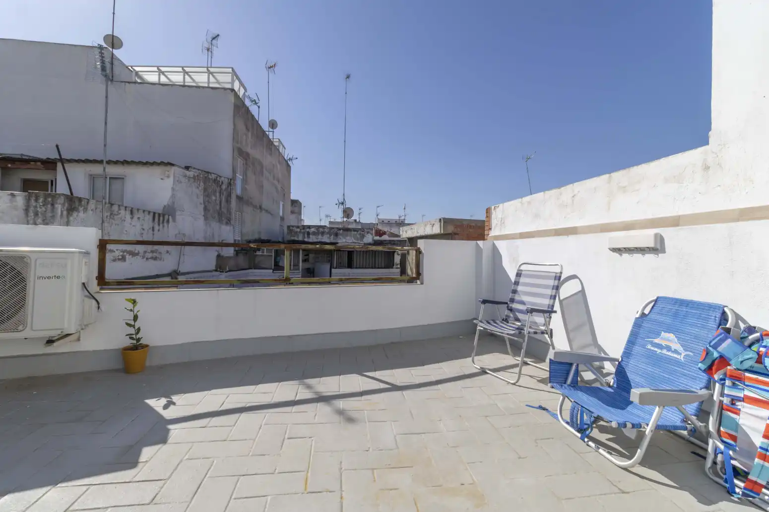 Terrace of Detached homes for sale in Sevilla  with Air Conditioner