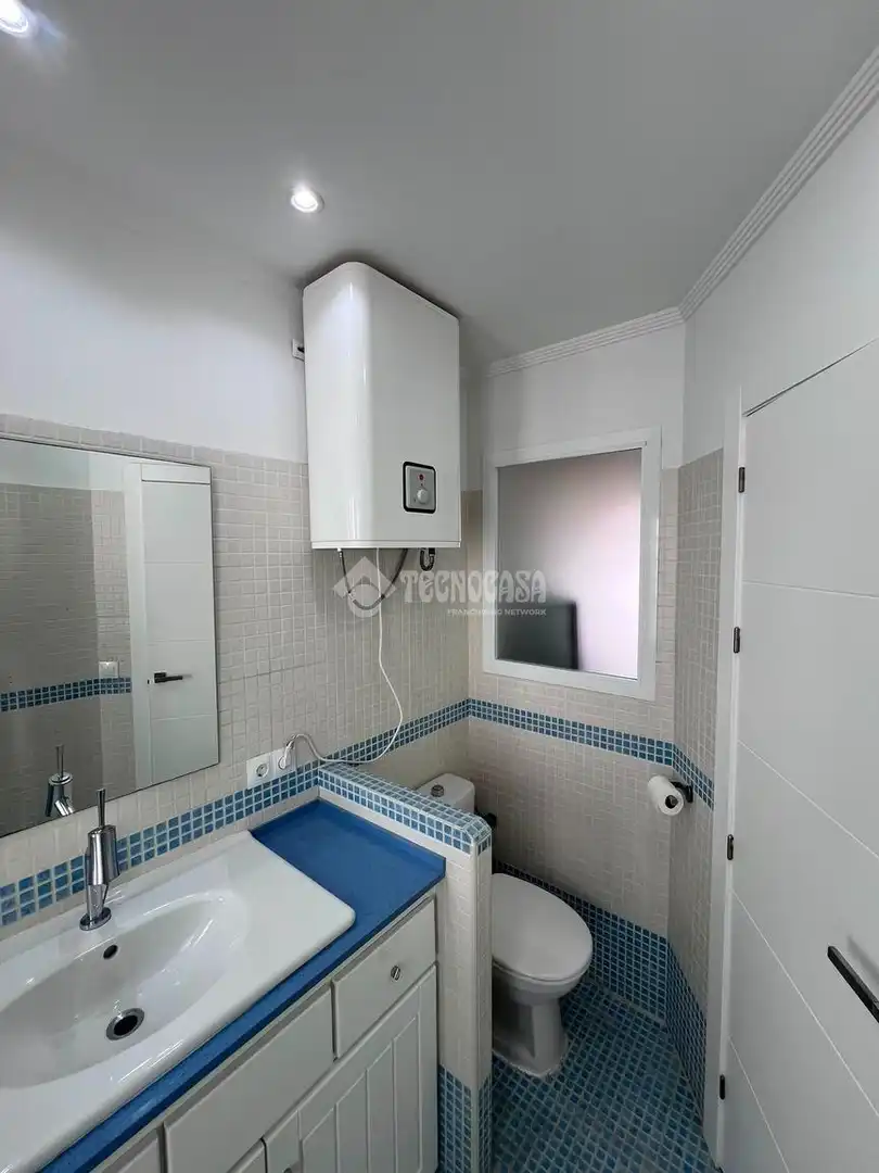 Baño de Ático en venta en Aljaraque con Calefacción