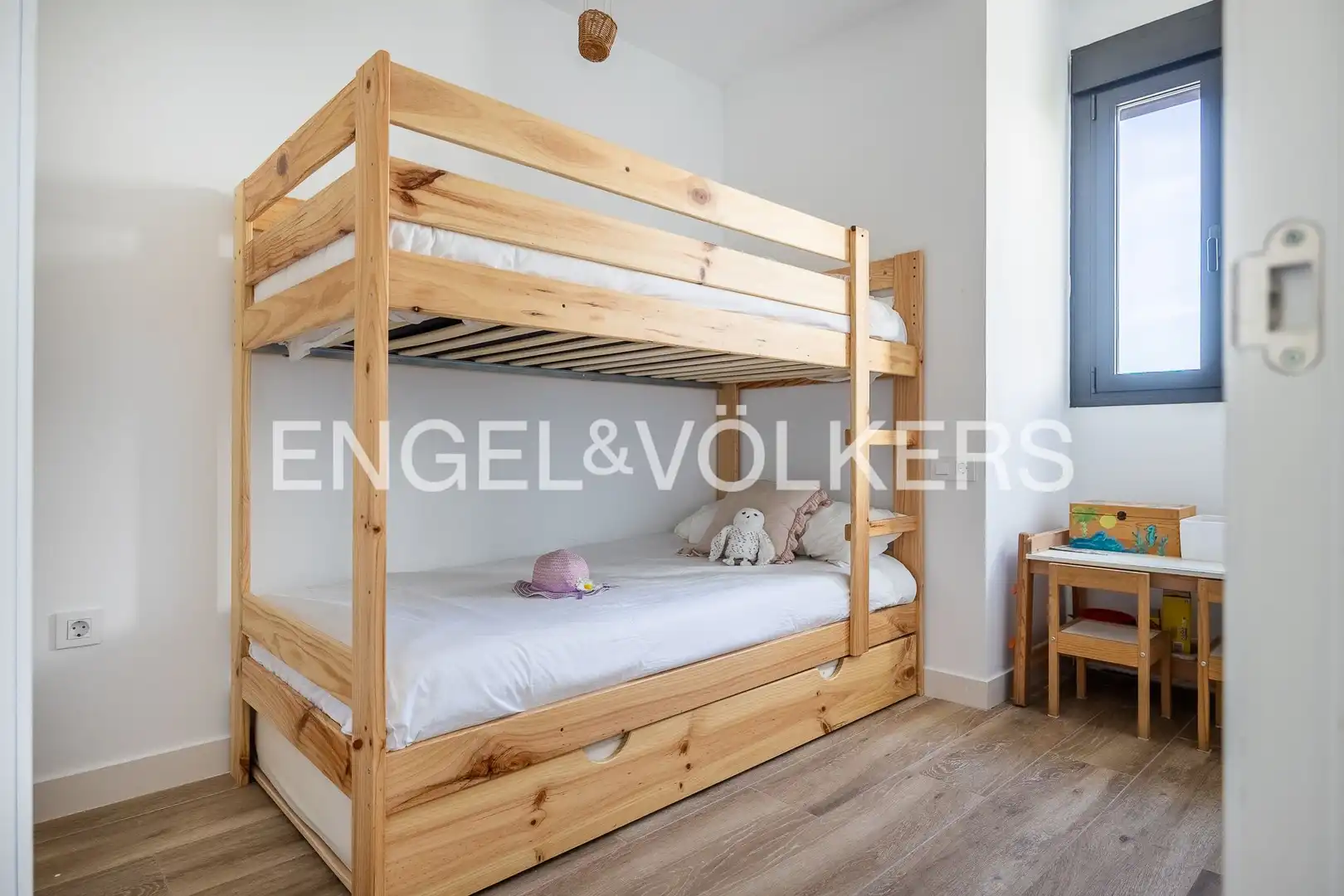 Bedroom of Duplexes for sale in Sevilla  with Air Conditioner, Heating and Terrace