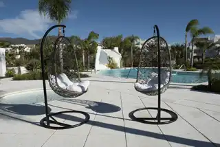 Pis amb piscina en venda a Playa Bahía Dorada