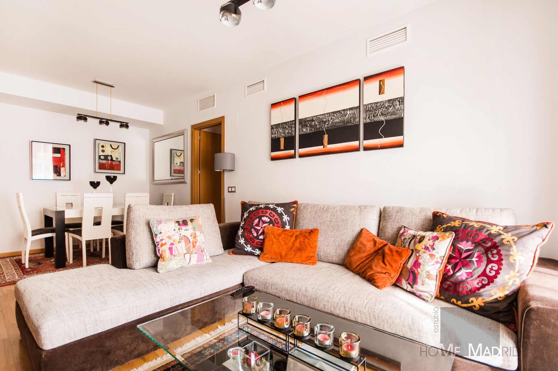 Living room of Flat for sale in  Madrid Capital  with Heating, Terrace and Storage room