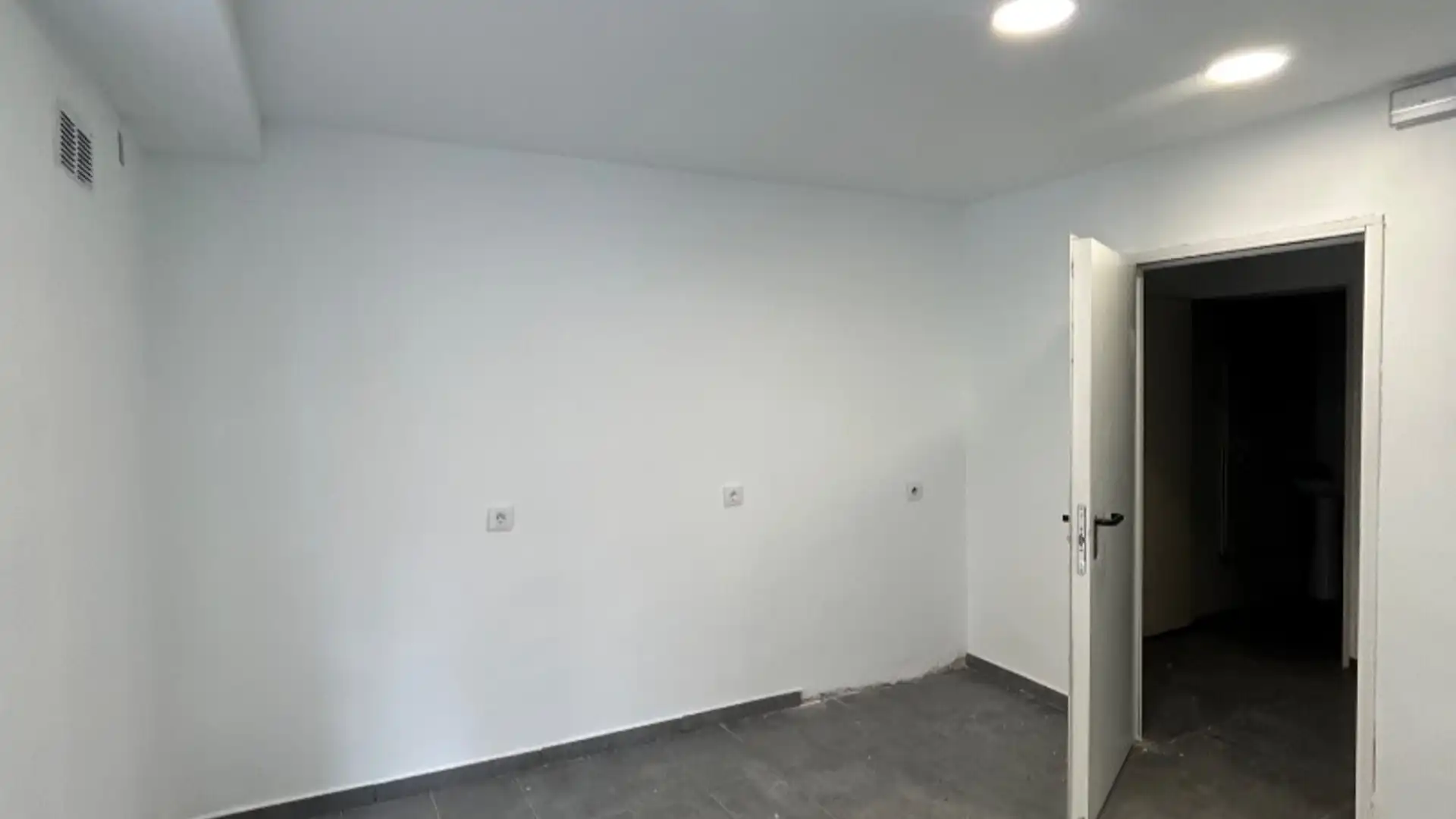 Local de lloguer en  Valencia Capital