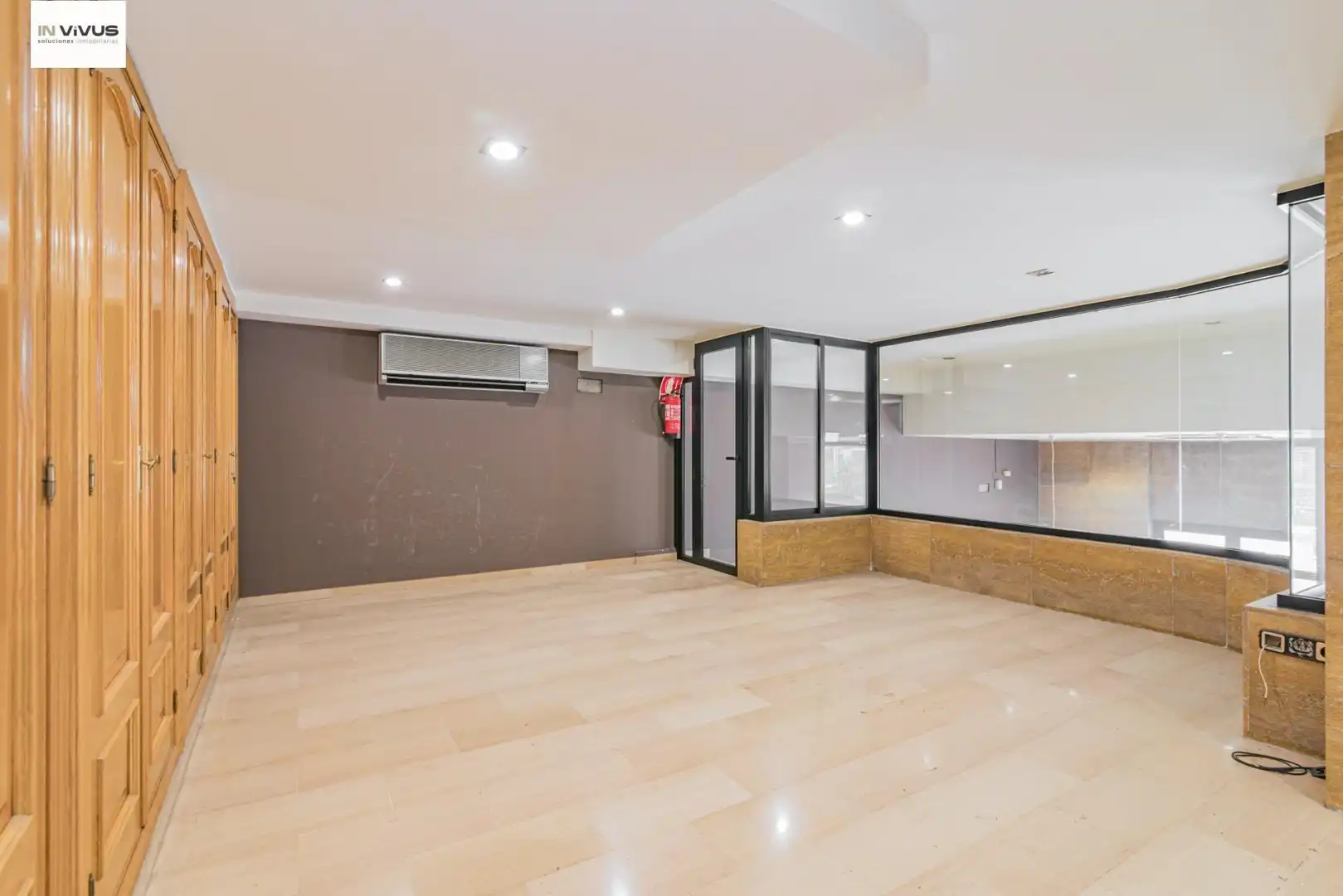 Commercial properties for rent in Granada  with Air Conditioner