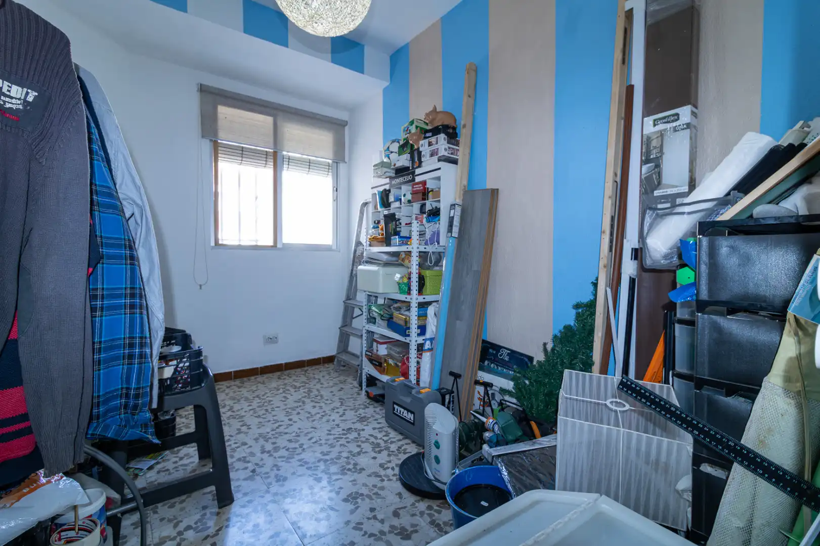 Flat for sale in Sevilla  with Air Conditioner, Heating and Furnished