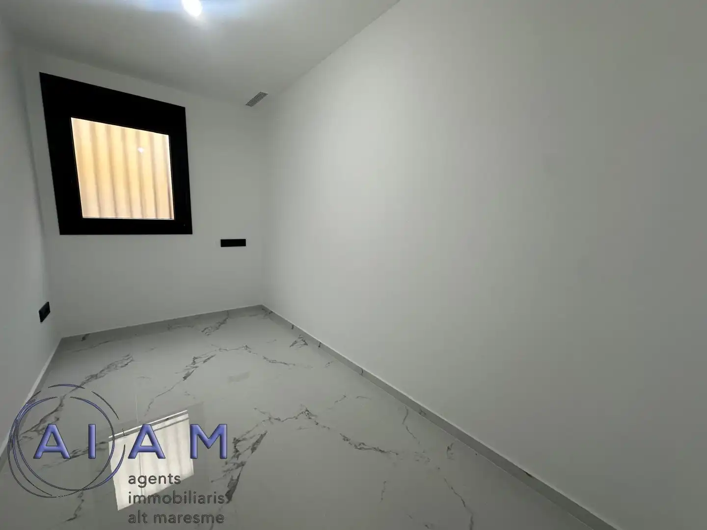 Flat with terrace for sale in Calle del Ponent, imagen 14