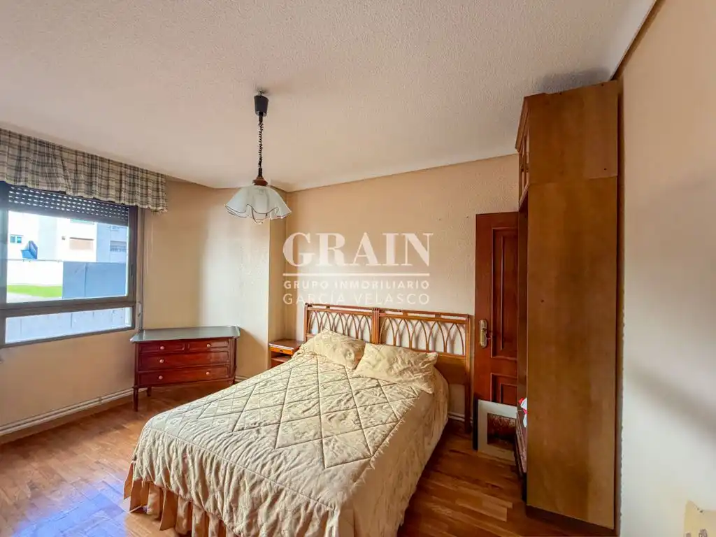 Habitación de Piso en venta en Albacete con Calefacción y Parquet