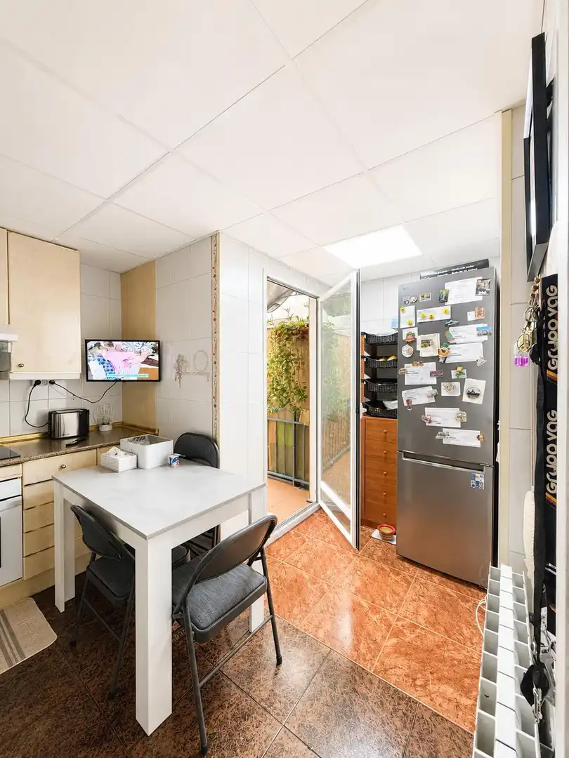 Kitchen of Flat for sale in Parla  with Heating, Parquet flooring and Terrace