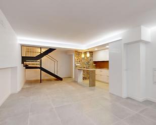 Duplex for sale in Girona Capital  with Air Conditioner, Heating and Terrace