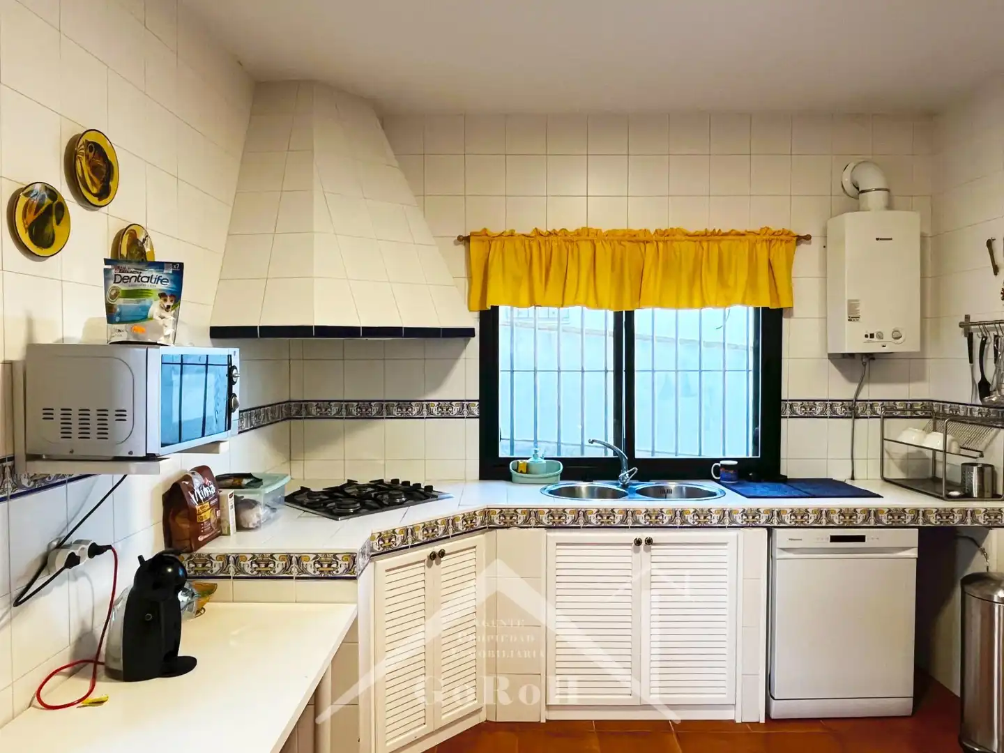 Cuina de Casa o xalet en venda en Castilblanco de los Arroyos amb Aire condicionat, Jardí privat i Terrassa