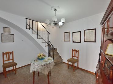Terraced house for sale in Olvera