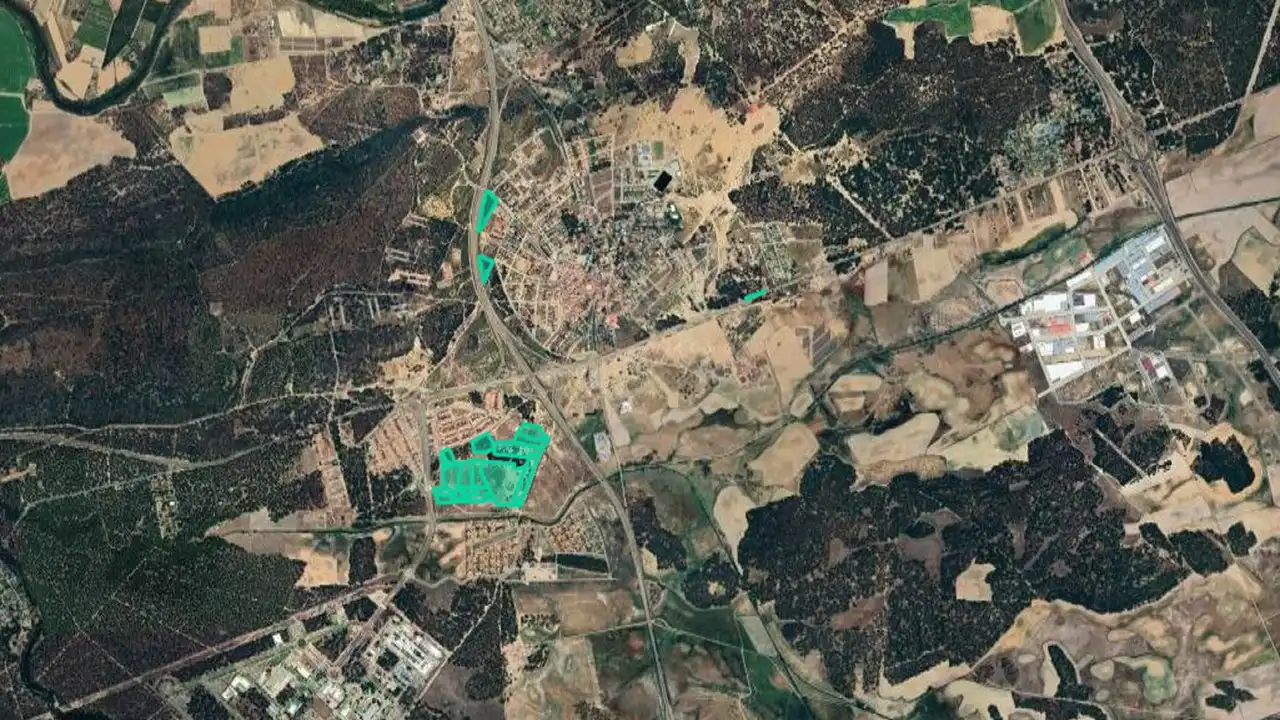 Terreni e lotti in vendita a Lg Sc 24, Pol 5