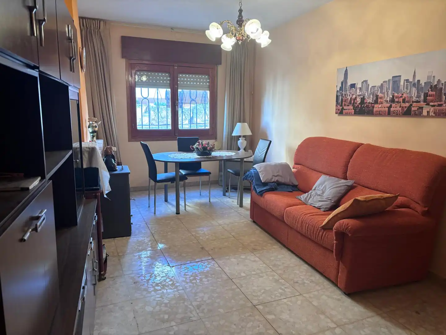 Sala d'estar de Casa o xalet en venda en Campillo de Altobuey amb Traster i Moblat