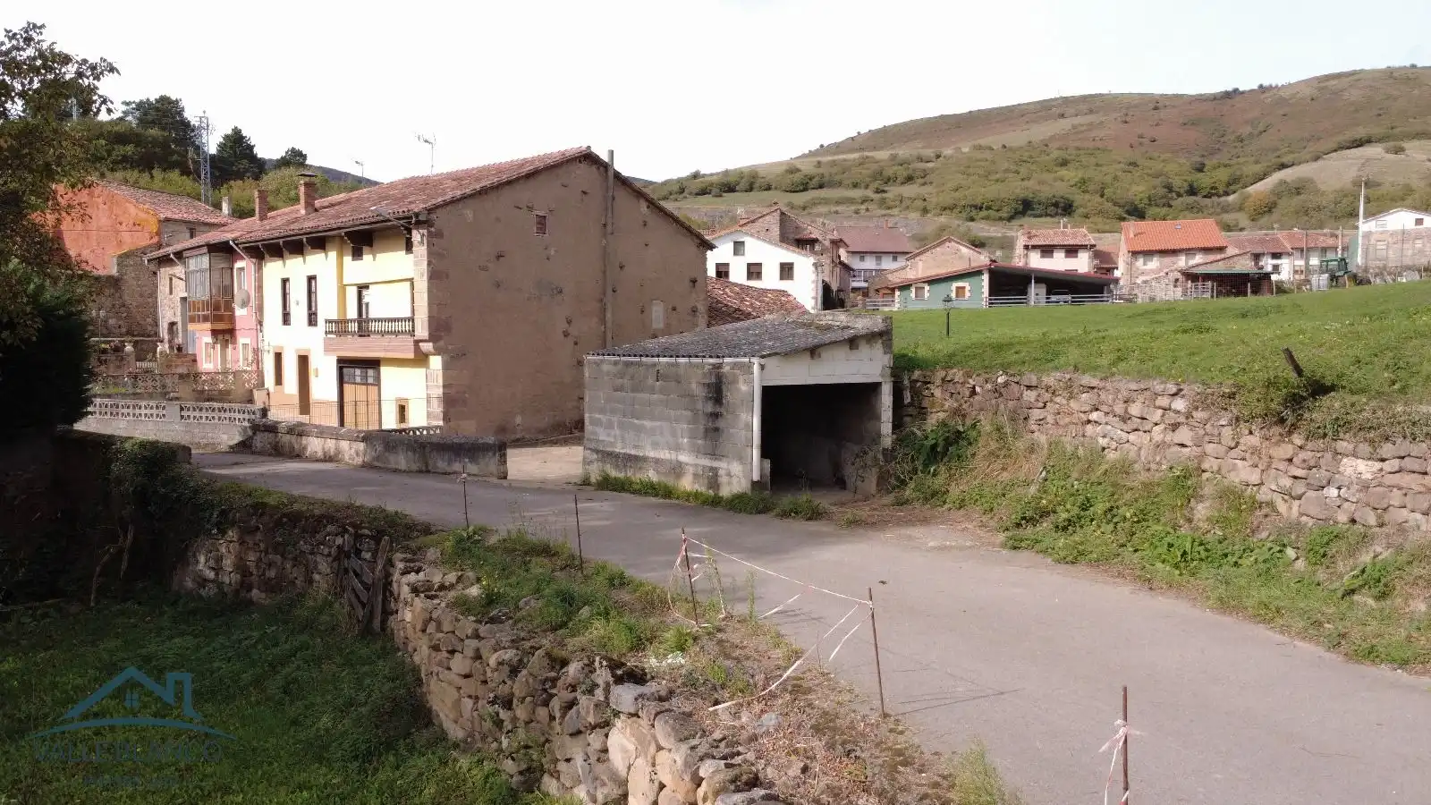 Vista exterior de Casa o xalet en venda en Pesquera