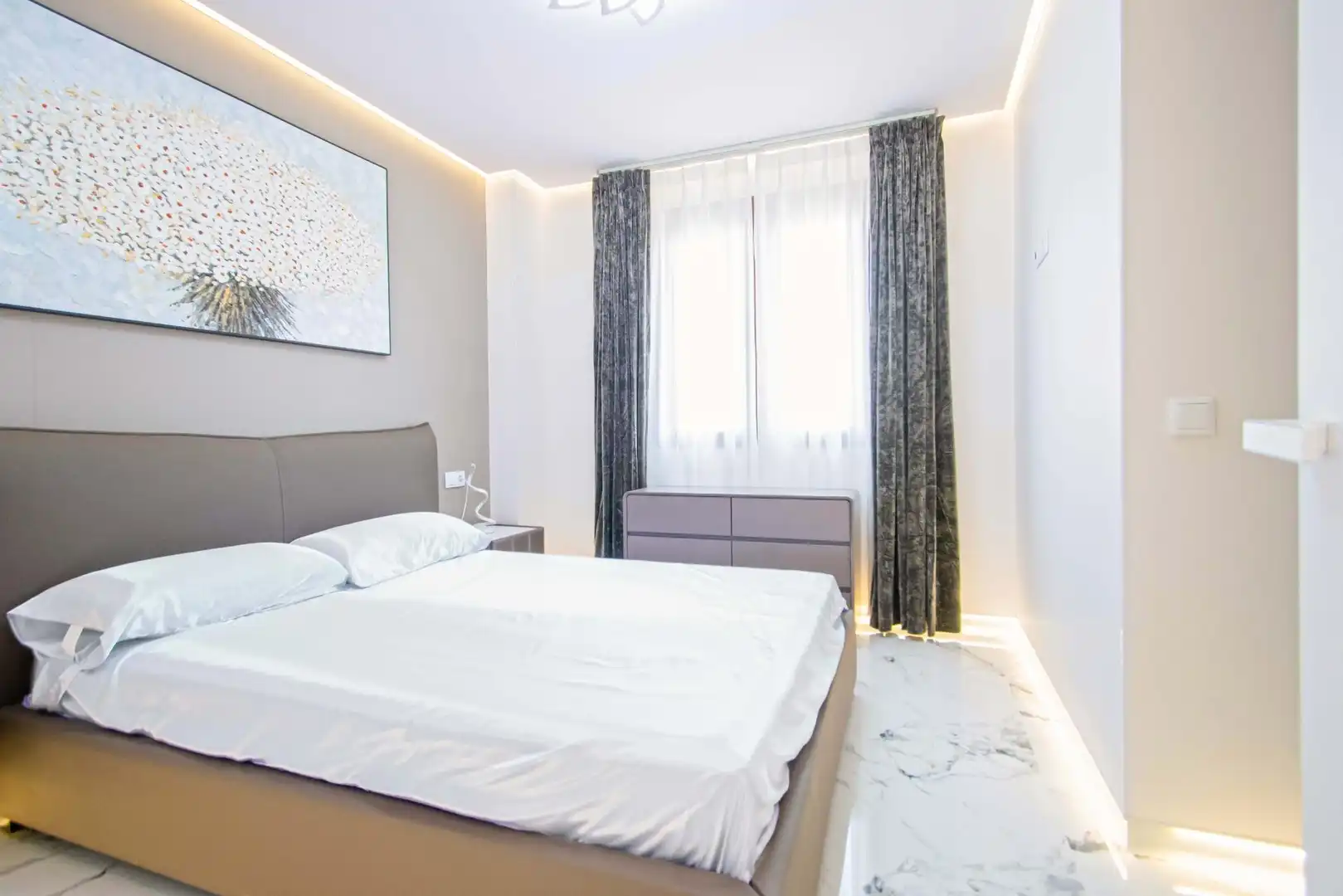 Bedroom of Flat for sale in Sevilla  with Air Conditioner, Heating and Furnished