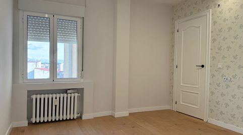 Photo 3 of Flat for sale in Avenida del Párroco Pablo Díez, 70, Trobajo del Camino, San Andrés del Rabanedo