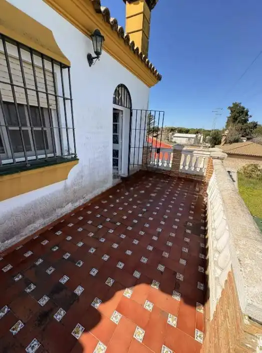 Vista exterior de Finca rústica en venda en Chiclana de la Frontera amb Aire condicionat, Jardí privat i Terrassa