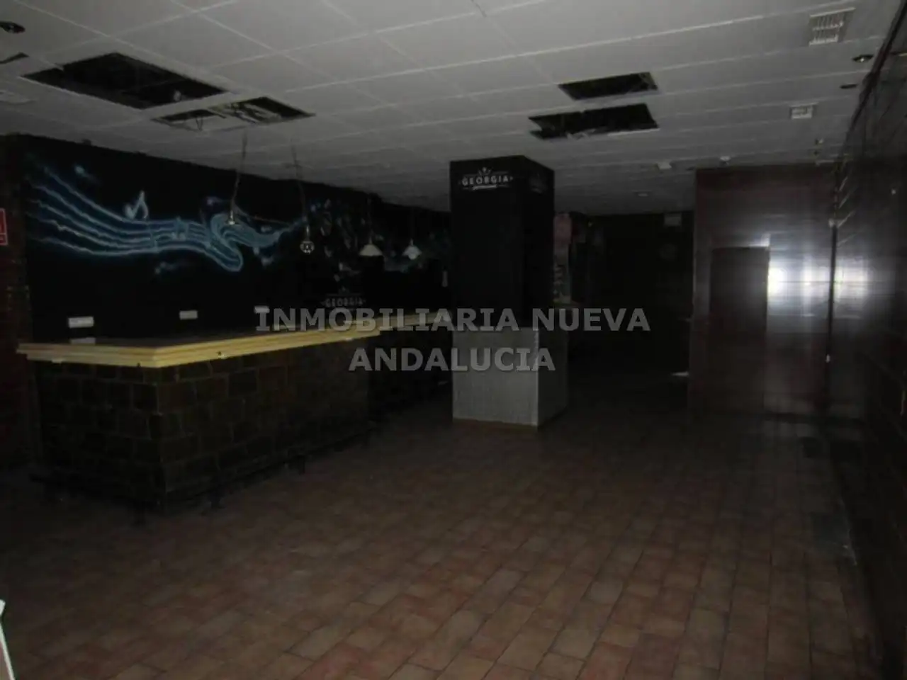 Local comercial de lloguer a Centro