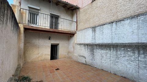 VIVIENDA DE TRES PLANTAS CON BODEGA EN ROA, image 5