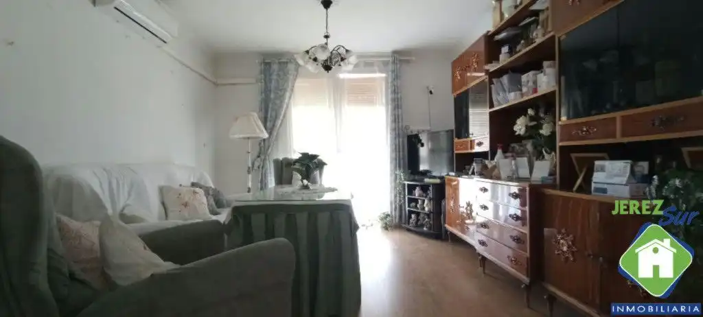 Sala d'estar de Pis en venda en Jerez de la Frontera amb Aire condicionat i Calefacció