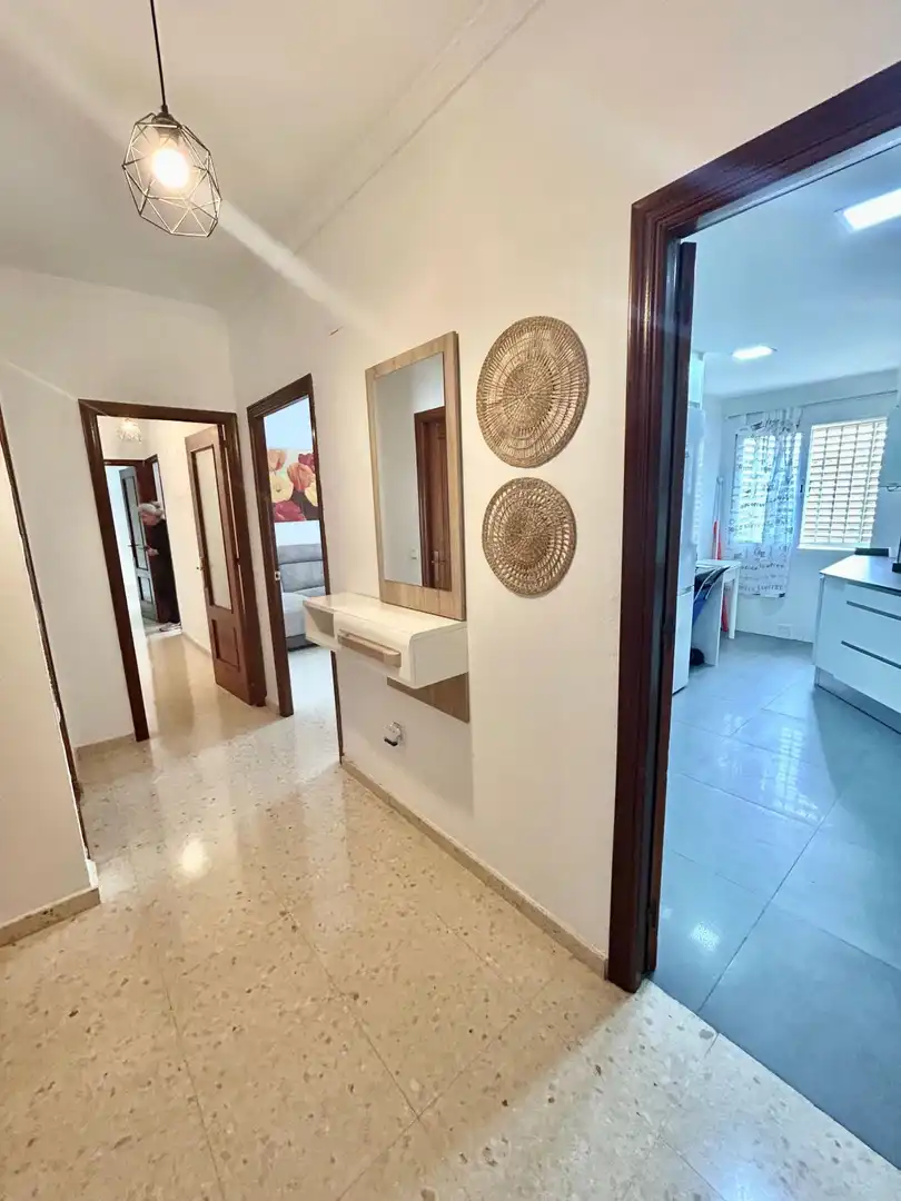 Flat for sale in Sevilla  with Air Conditioner and Community pool