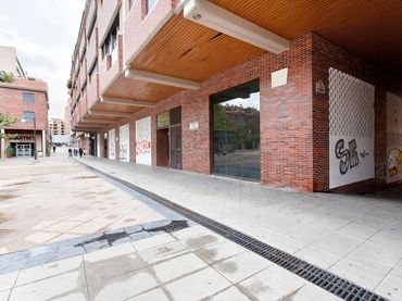 Local comercial en venda a Plaza de San Lázaro 1
