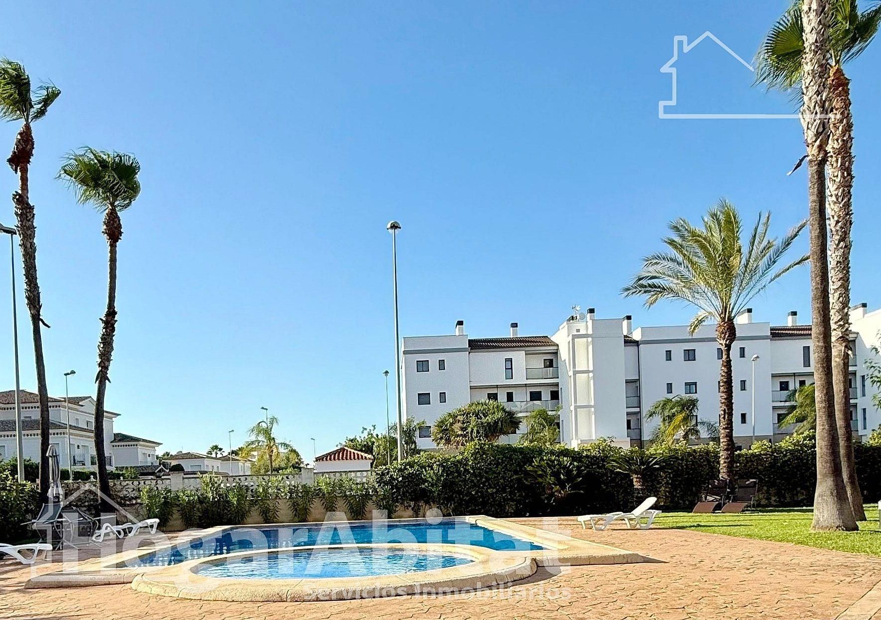 Exterior view of Flat for sale in Oliva  with Air Conditioner, Private garden and Terrace
