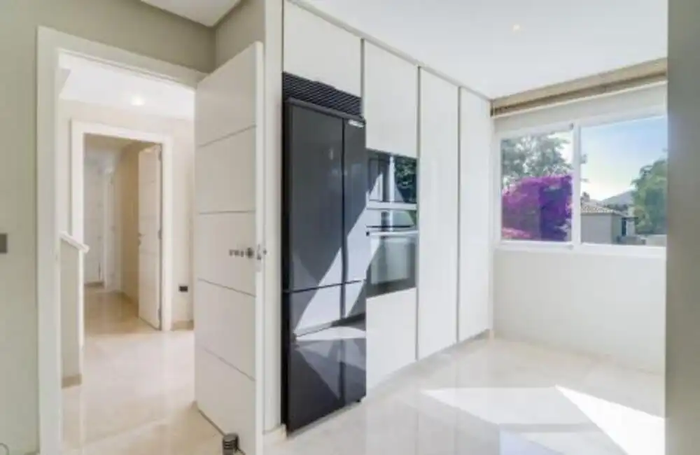Cocina de Casa o chalet de alquiler en Marbella con Aire acondicionado, Jardín privado y Terraza