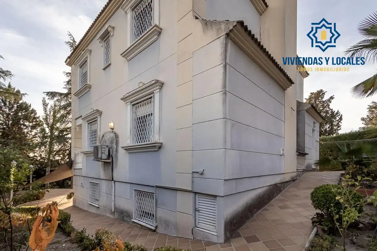 Casa amb terrassa en venda a Peligros, imagen 35
