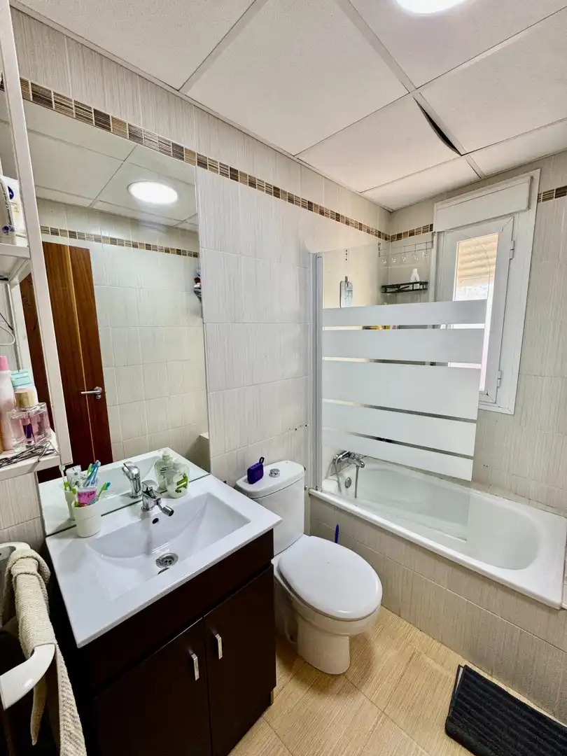 Bathroom of Attic for sale in Benalmádena  with Air Conditioner, Private garden and Terrace