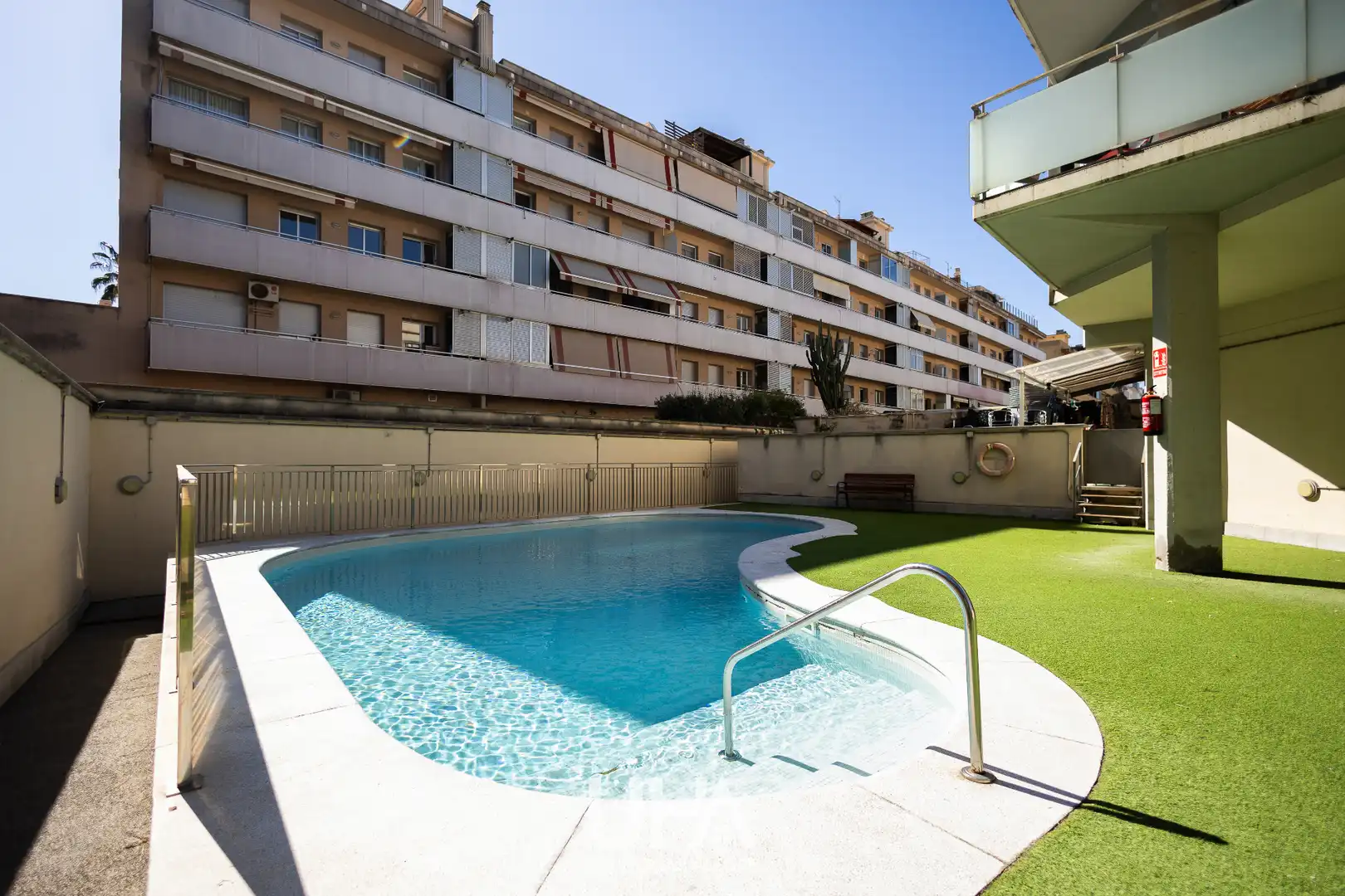 Piscina de Piso en venta en Viladecans con Aire acondicionado, Calefacción y Trastero