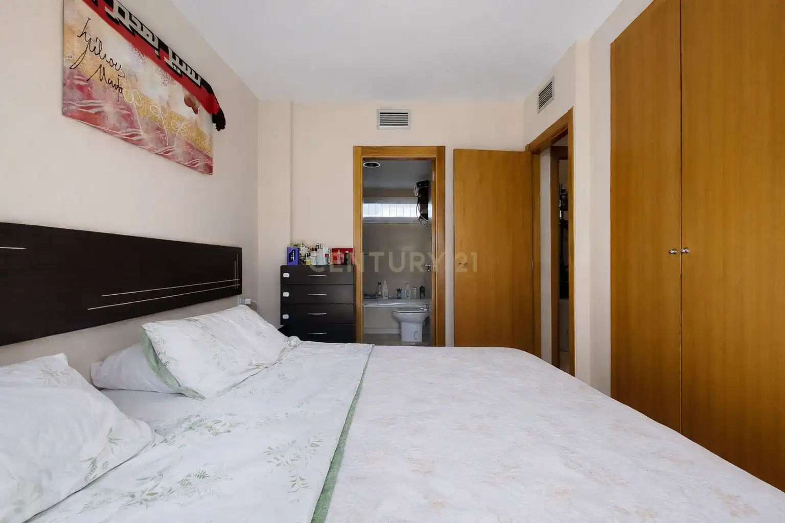 Habitación de Casa adosada en venta en La Nucia con Aire acondicionado, Trastero y Horno