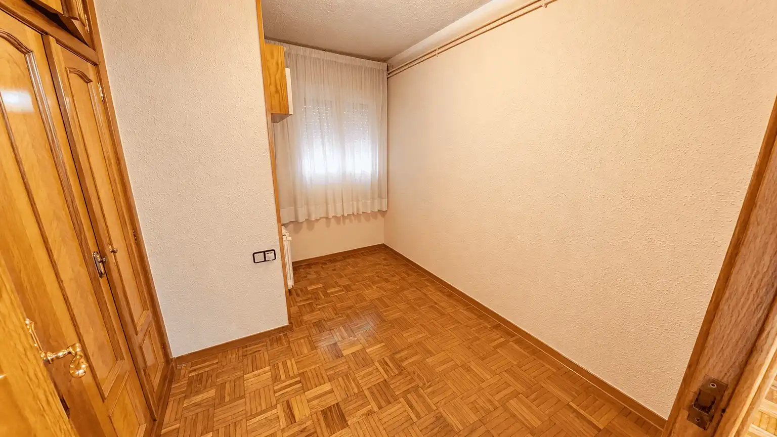 Bedroom of Flat for sale in Llinars del Vallès  with Air Conditioner, Heating and Parquet flooring
