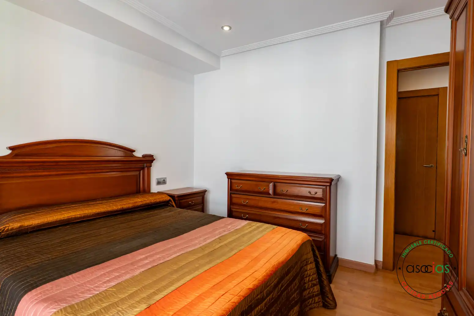 Habitación de Piso en venta en Gijón  con Calefacción y Trastero