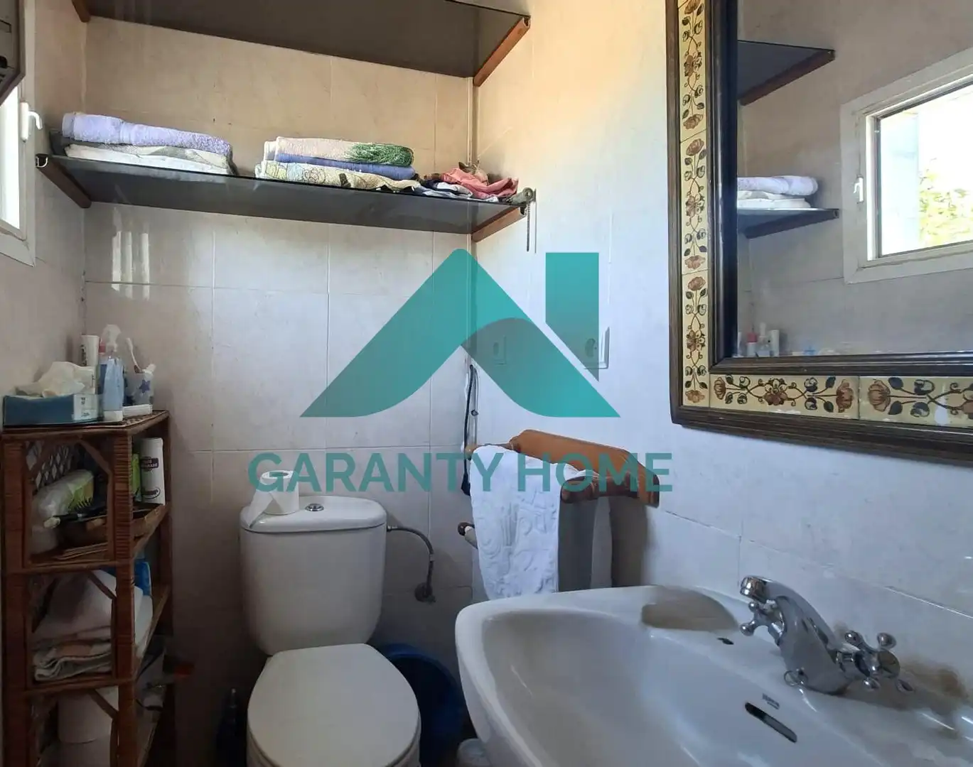 Bany de Casa o xalet en venda en Malpartida de Cáceres amb Calefacció, Jardí privat i Traster