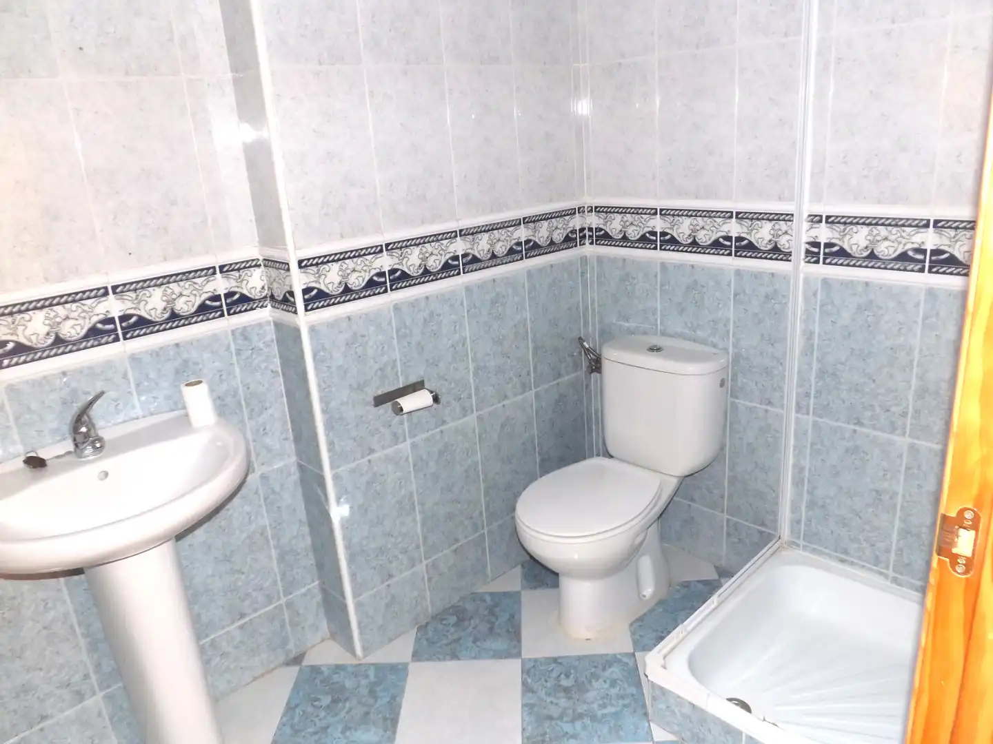 Bathroom of Flat for rent in Maracena  with Terrace, Balcony and Pets allowed