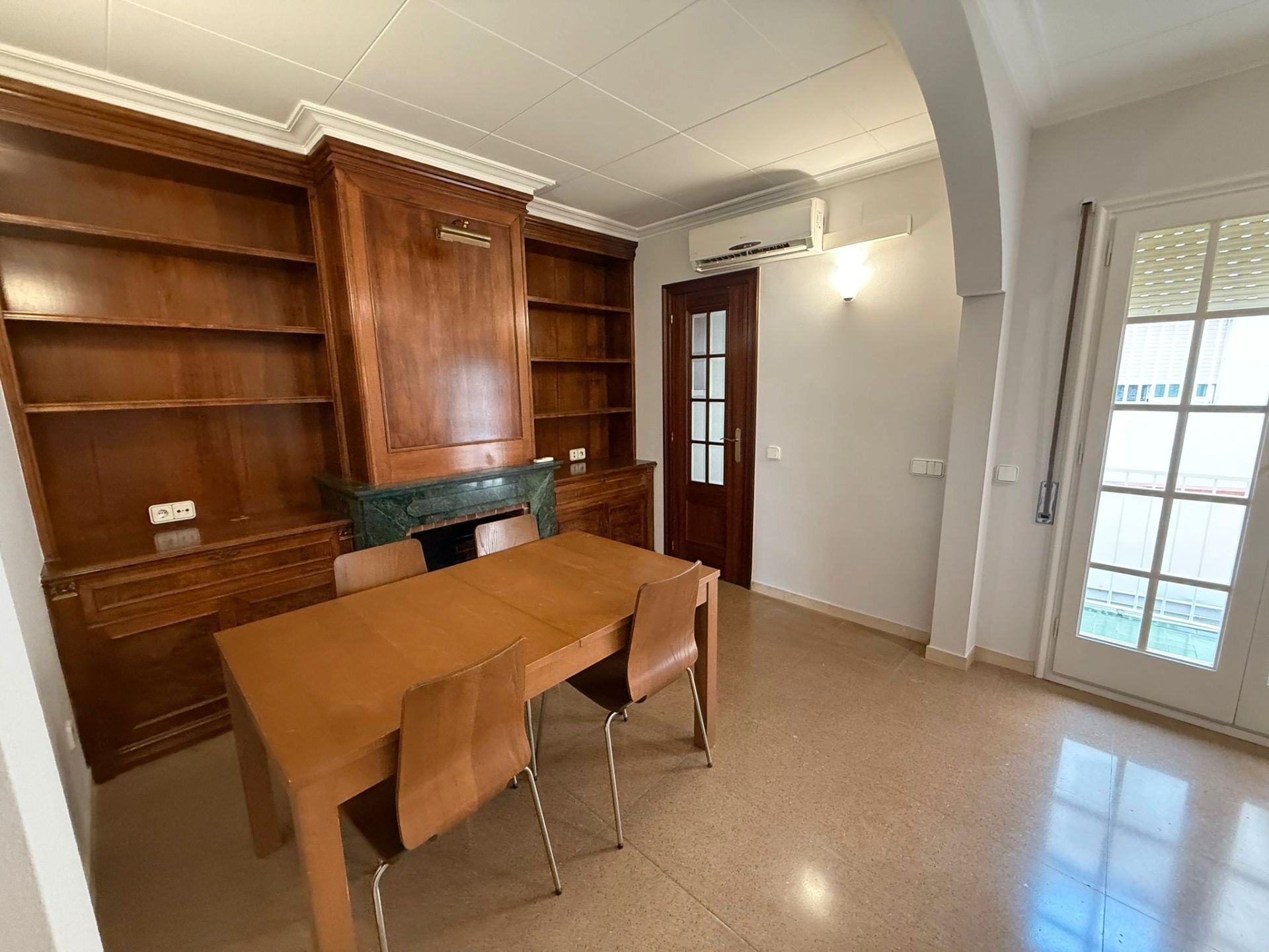 Dining room of Flat to rent in Sitges  with Air Conditioner, Heating and Furnished