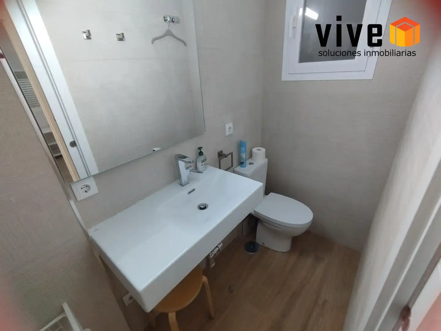 Baño de Piso de alquiler en Sevilla con Amueblado