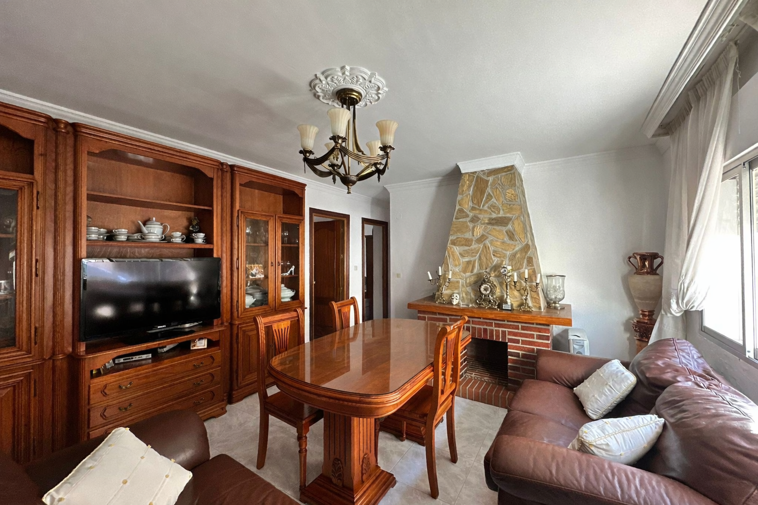 Living room of House or chalet for sale in Vélez-Málaga  with Terrace and Storage room