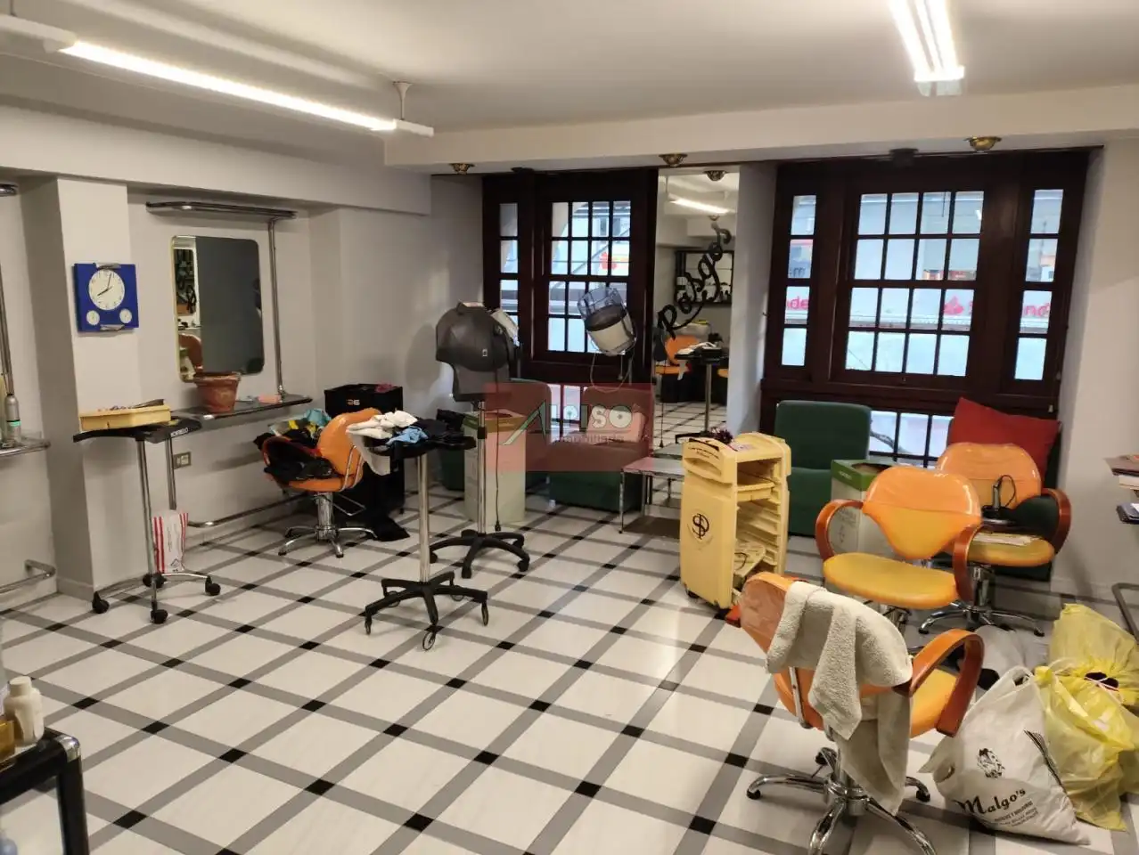 Oficina de alquiler en Ourense Capital  con Calefacción
