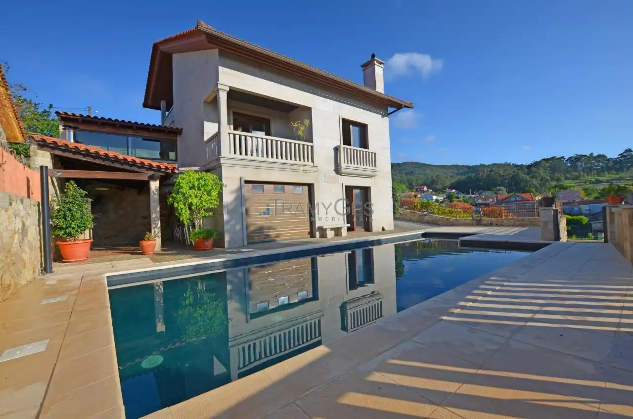 Außenansicht von Haus oder Chalet zum Verkauf in O Rosal   mit Heizung, Privatgarten und Terrasse