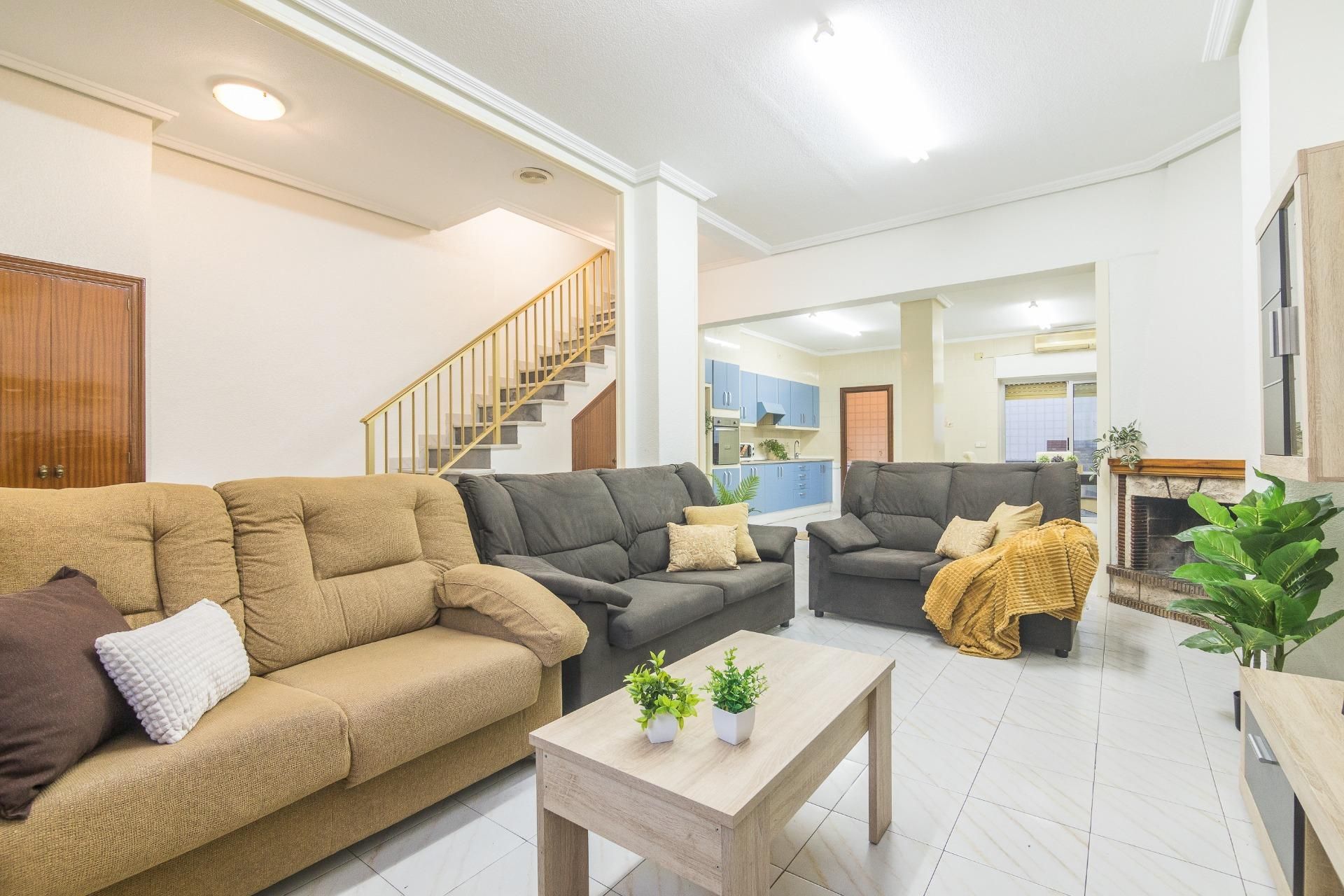 Sala de estar de Casa o chalet en venta en Elche / Elx con Aire acondicionado y Balcón