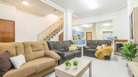 Foto 2 de Casa o chalet en venta en Calle Teniente Ruiz Bru, 36, Pont Nou - Corazón de Jesús, Elche / Elx