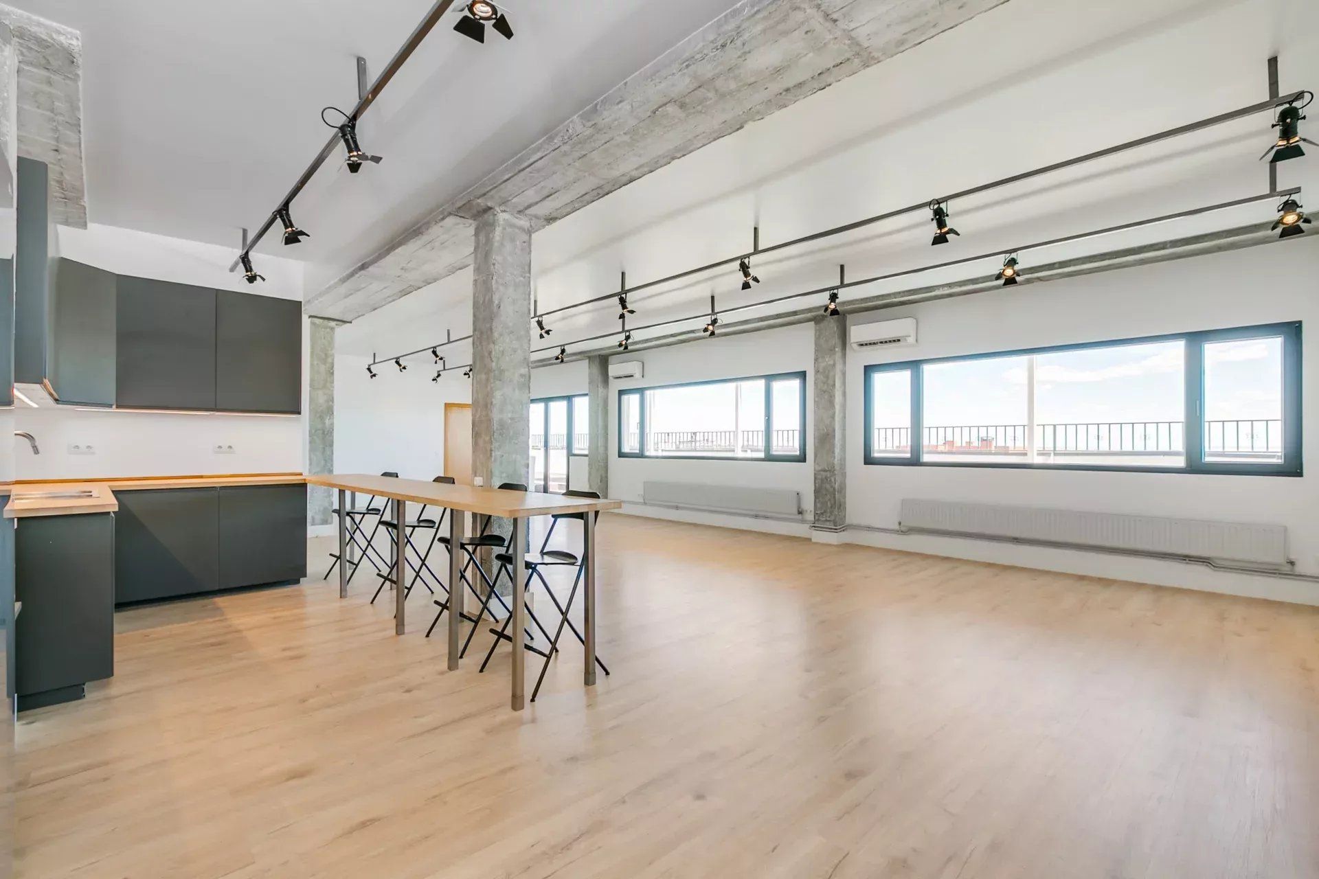 Attic for sale in Simancas