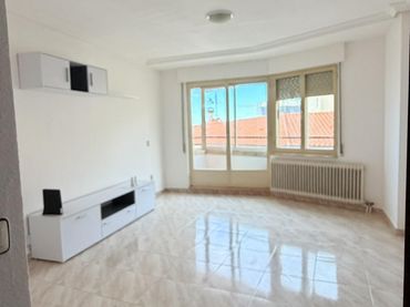 Wohnung mit Balkon zum Verkauf in Villares de la Reina