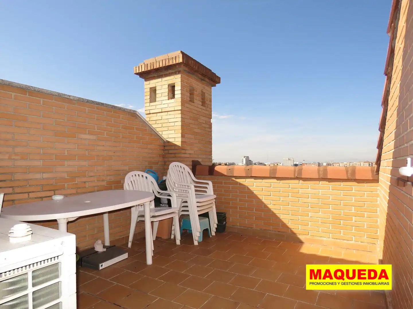 Terrasse von Maisonette zum Verkauf in Alcorcón mit Klimaanlage, Heizung und Parkett