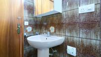 Bathroom of Flat for sale in Badalona